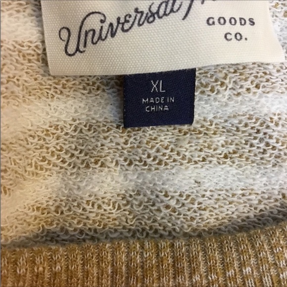 Universal thread pullover Woman’s XL tan white stripe short sleeve casu… - Picture 3 of 12